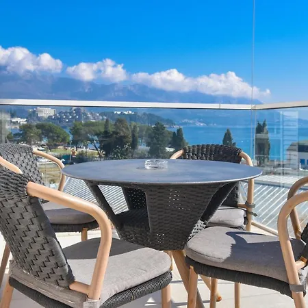 Menuet Apartament *
