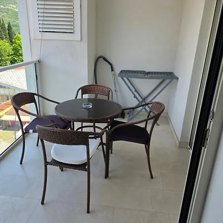 Menuet Apartamento *