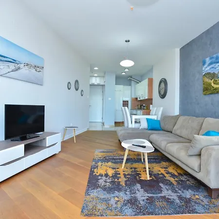 Apartment Menuet Budva